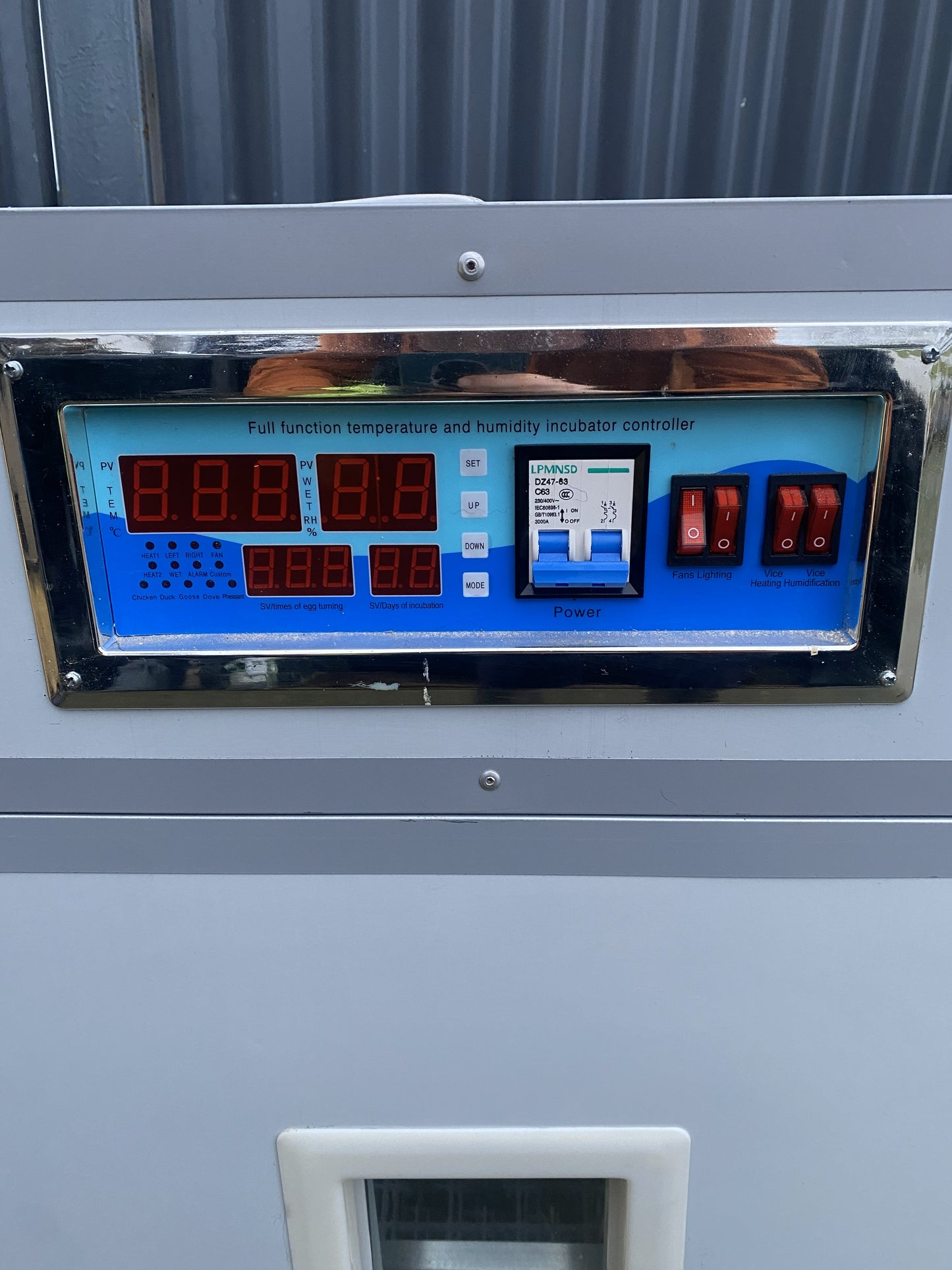 352 Egg Automatic Incubator