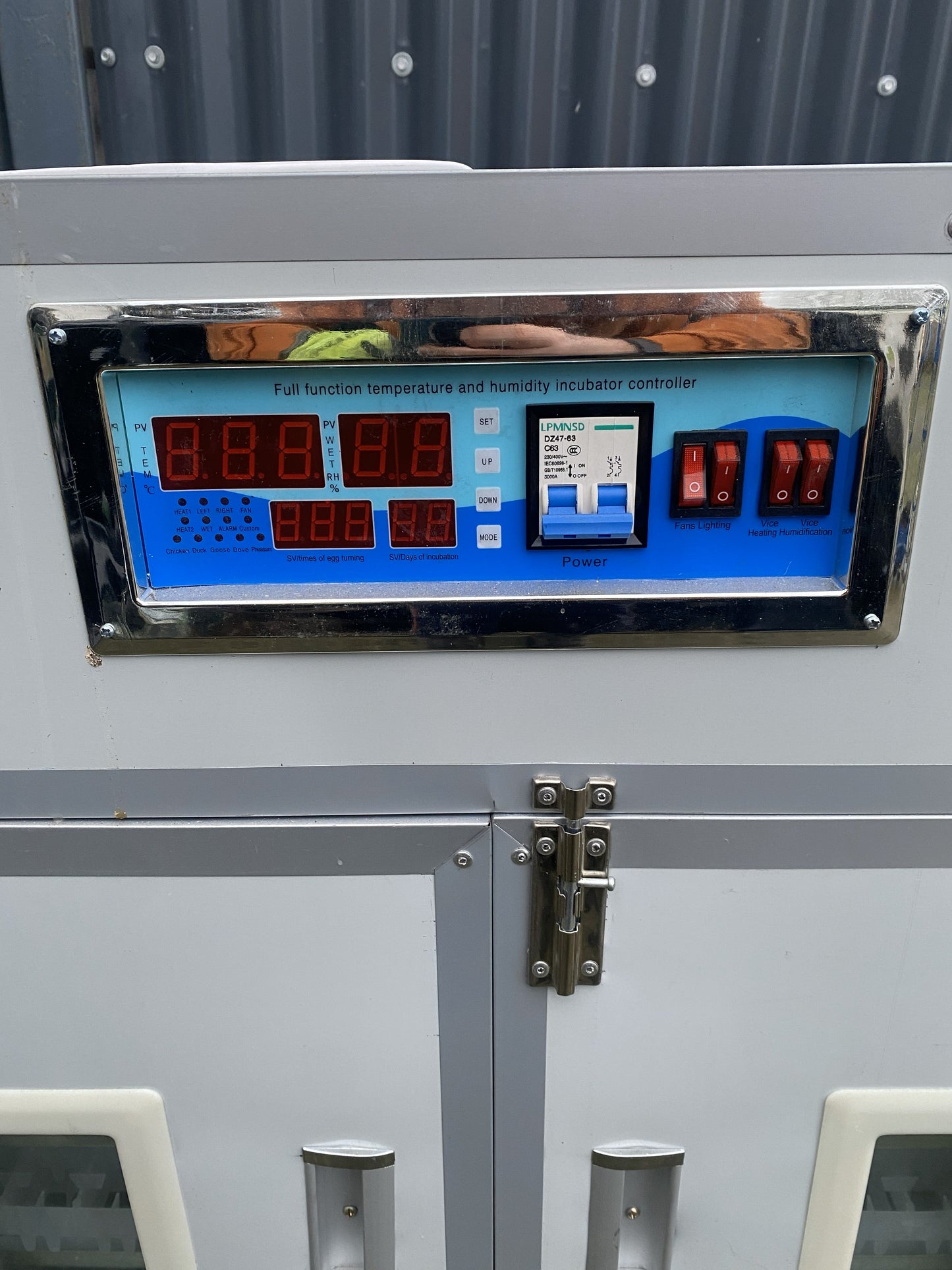 528 Egg Automatic Incubator